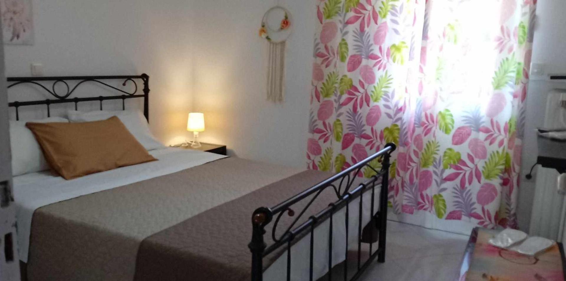 Andros Lighthouse Apartments Mesaria  エクステリア 写真